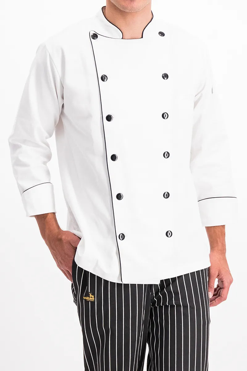 Filipina Chef con Vivos Negros